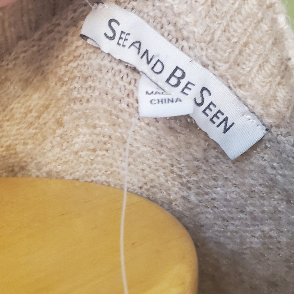 Women's Beige Sweater with Heart and Floral Design SEE AND BE SEEN - Picture 5 of 6